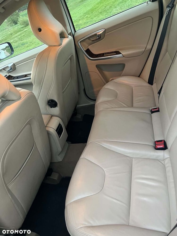 Volvo XC 60 - 12