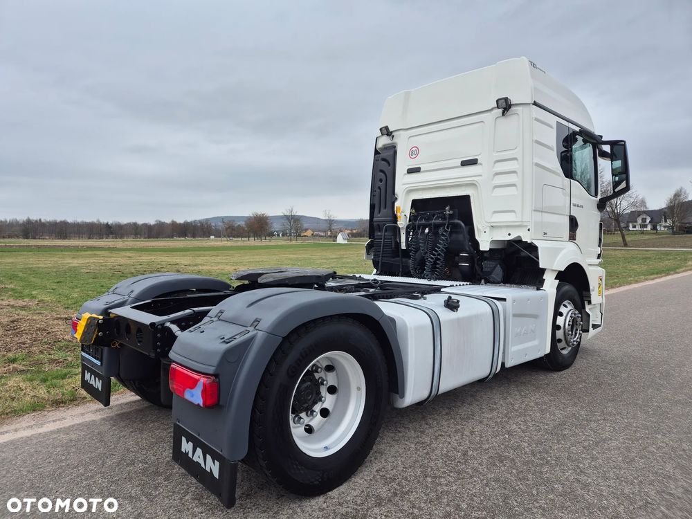 MAN TGS 18.400 18.470 NAUKA JAZDY STANDARD 4x2 / TGX 18.360 400 510 460 500 TOP STAN / ŚWIEŻO SPROWADZONY - 28