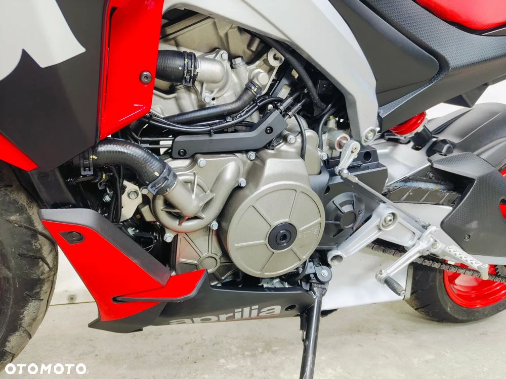 Aprilia Tuono - 21