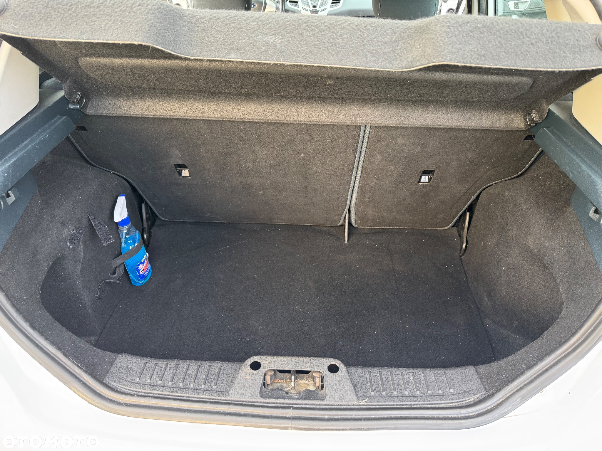Ford Fiesta - 16