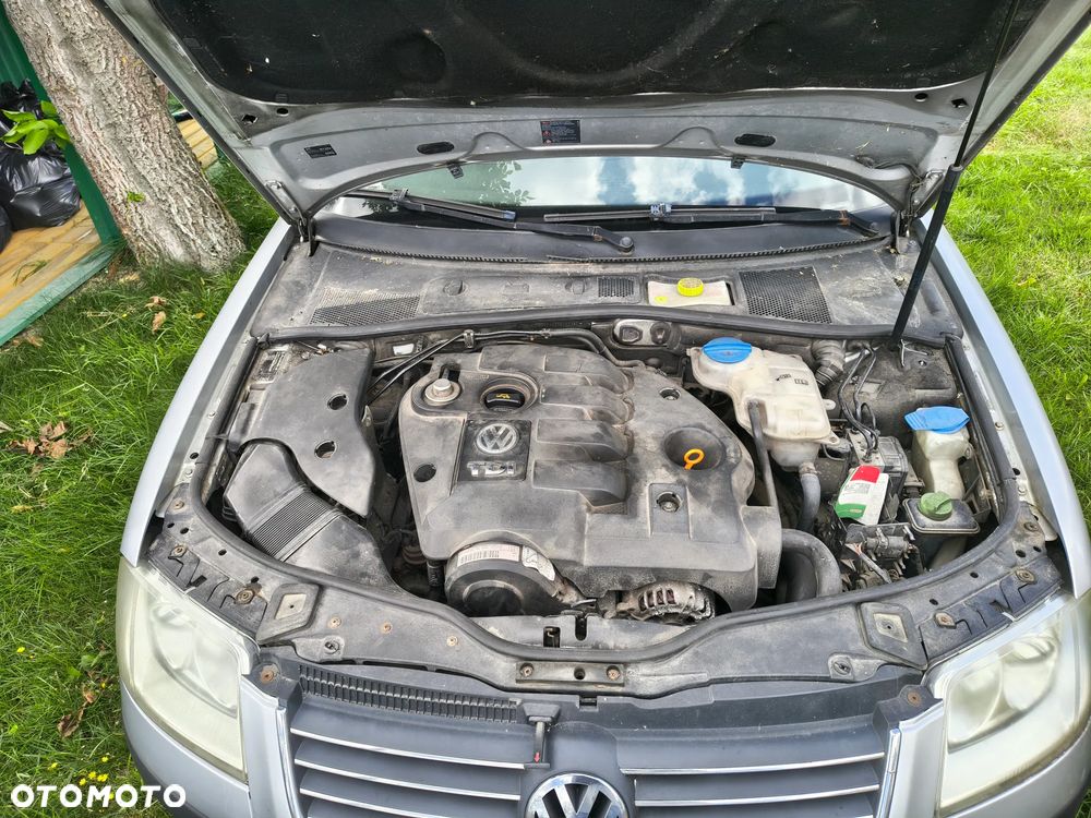 Volkswagen Passat 1.9 TDI Basis - 11