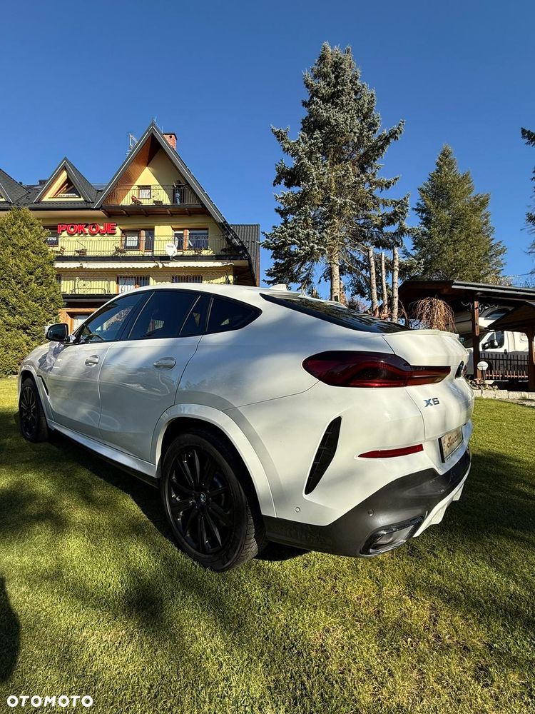 BMW X6 xDrive40d mHEV - 2