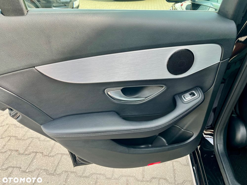Mercedes-Benz Klasa C 180 9G-TRONIC Avantgarde - 26