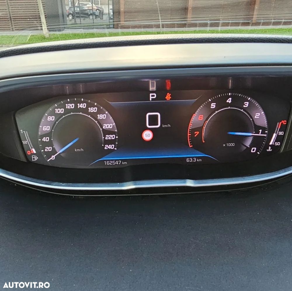 Peugeot 3008 PureTech 130 Stop & Start GPF EAT8 Allure Pack - 16