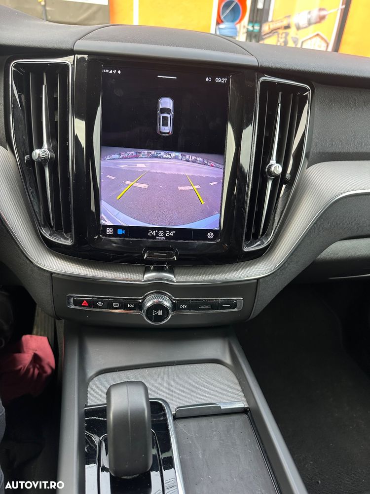 Volvo XC 60 B4 D Ultimate Dark - 14