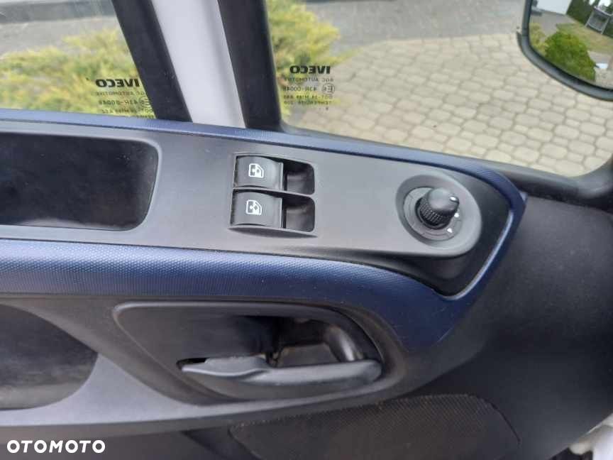 Iveco 35S15 - 12