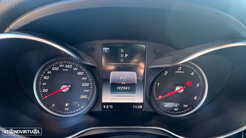 Mercedes-Benz GLC 220 d 4Matic 9G-TRONIC AMG Line - 15