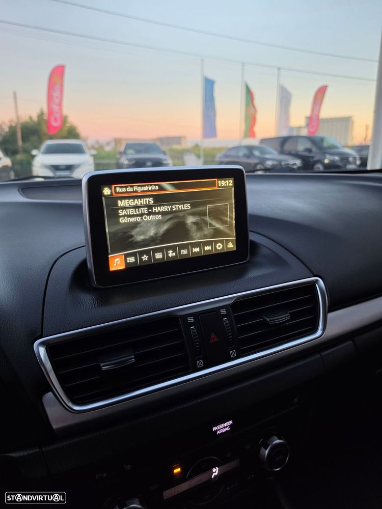 Mazda 3 Hatchback 1.5 Sky-D Excellence Navi - 56