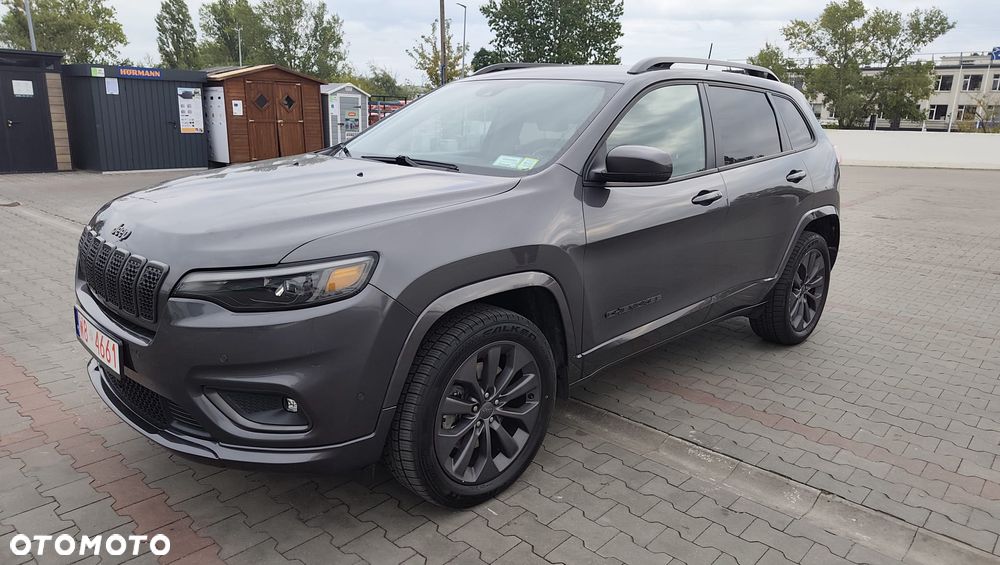 Jeep Cherokee - 3
