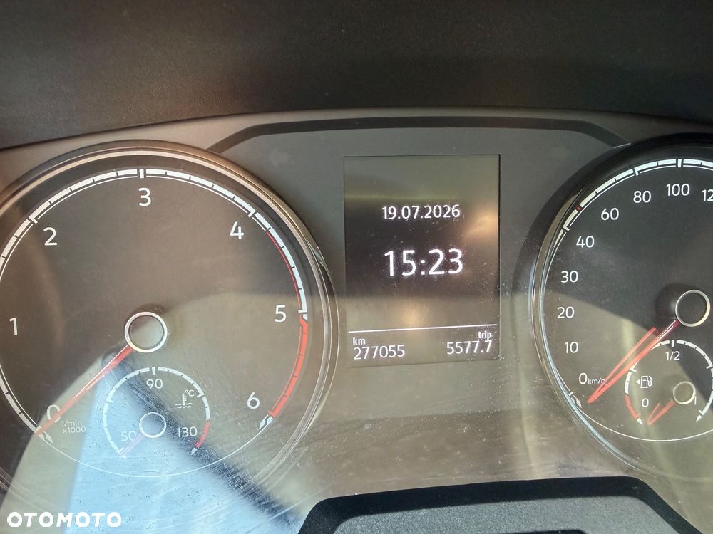 Volkswagen Caravelle 2.0 TDI L2 Highline - 12