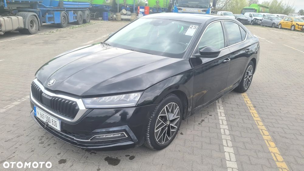 Skoda Octavia 2.0 TDI Ambition DSG - 2