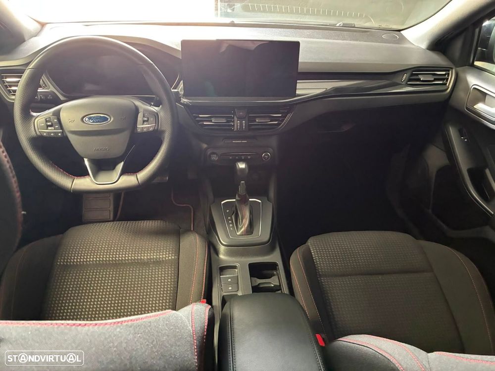 Ford Focus 1.0 EcoBoost MHEV ST-Line Aut. - 36