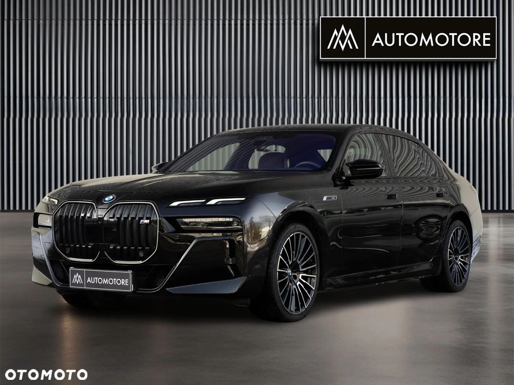 BMW i7 - 6