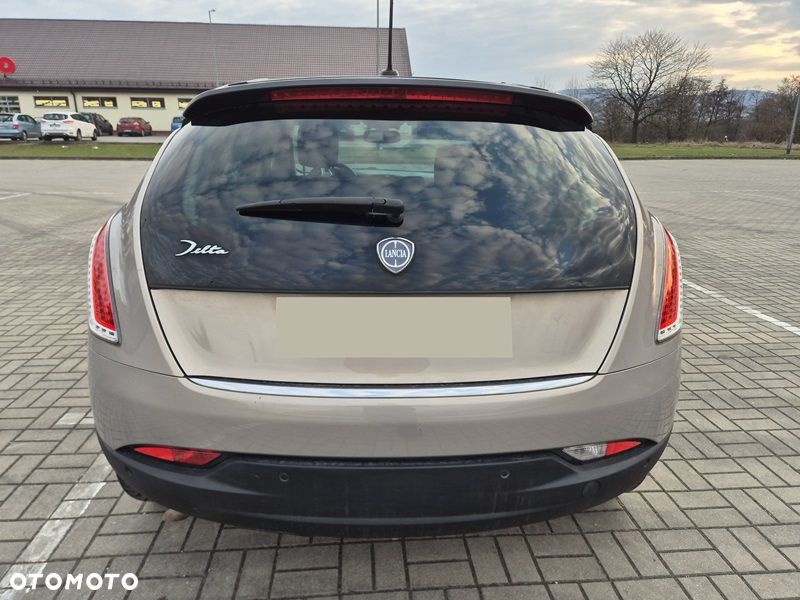 Lancia Delta 1.6 MultiJet 16v Gold - 4