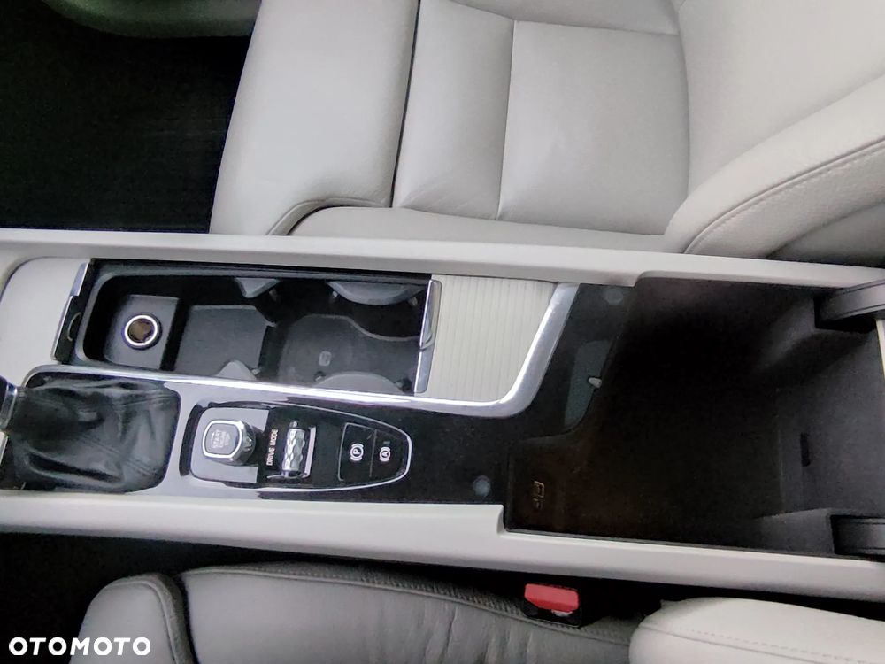 Volvo XC 60 - 11