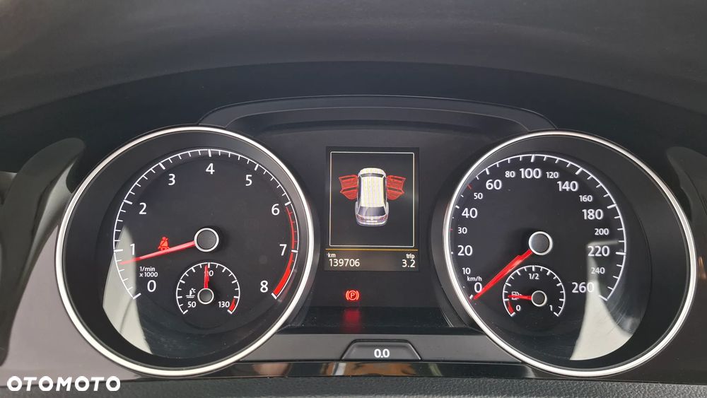 Volkswagen Golf 1.4 TSI BlueMotion Technology Cup - 32