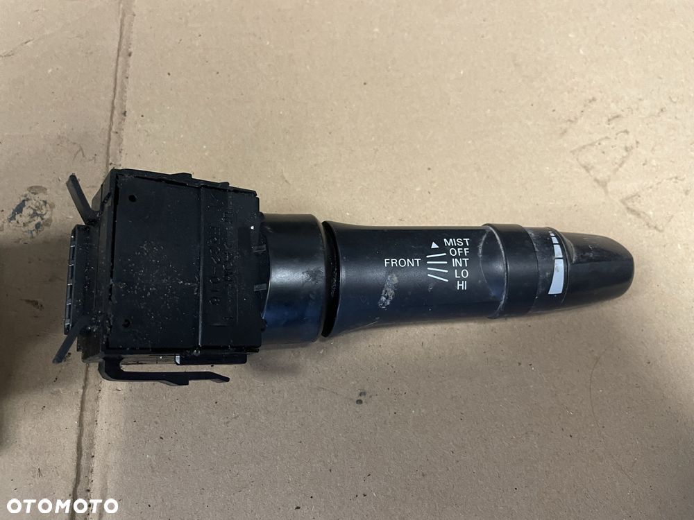 MITSUBISHI L200 IV PRZEŁĄCZNIK MANETKA ŚWIATEŁ WYCIERACZEK KIERUNKOWSKAZÓW - 2