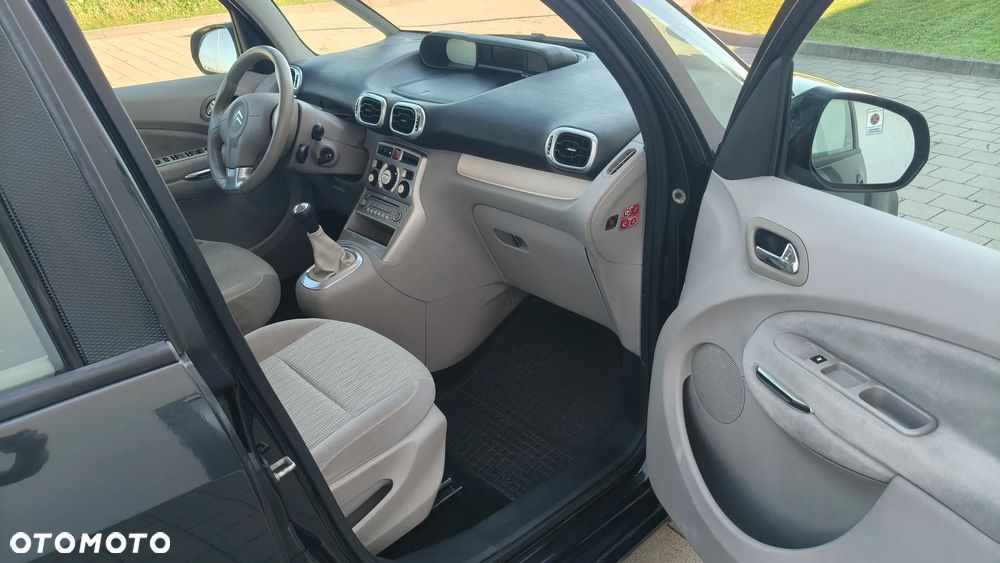Citroën C3 Picasso 1.4i Exclusive - 11