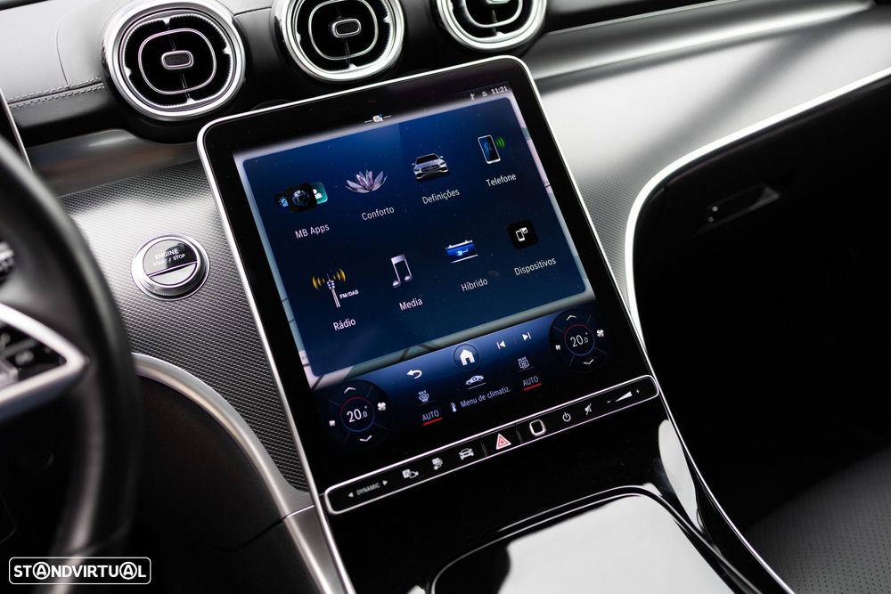 Mercedes-Benz C 300 e Avantgarde - 35