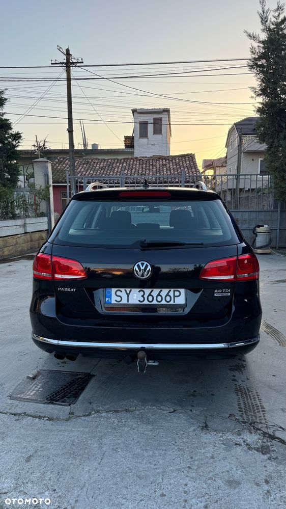 Volkswagen Passat 2.0 TDI BlueMotion Technology Comfortline - 4
