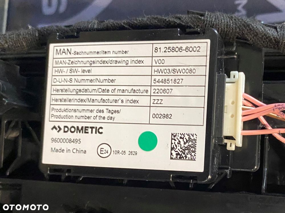 SZYBERDACH ELEKTRYCZNY Z ROLETĄ MAN TG3 EURO6 - 5