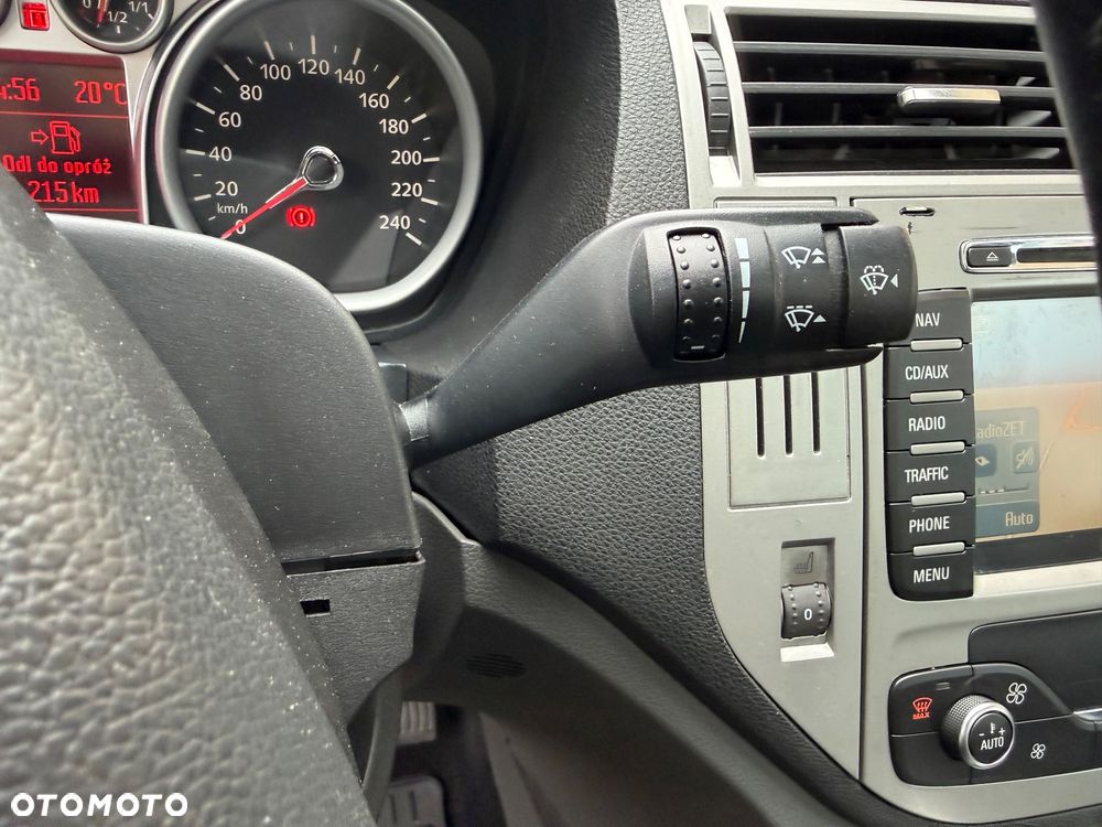 Ford Kuga 2.0 TDCi 4x4 Titanium - 28