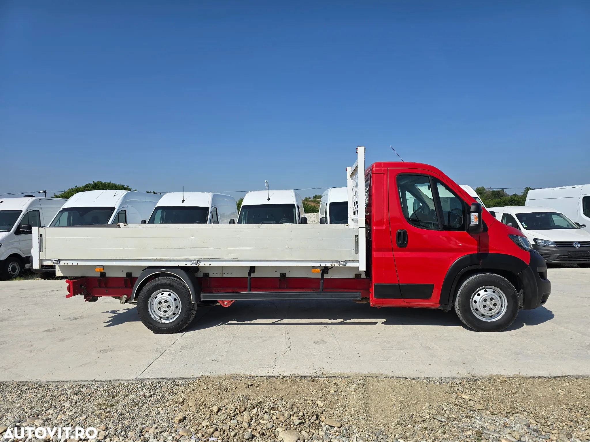 Peugeot Boxer Bena L=4.20m - 5
