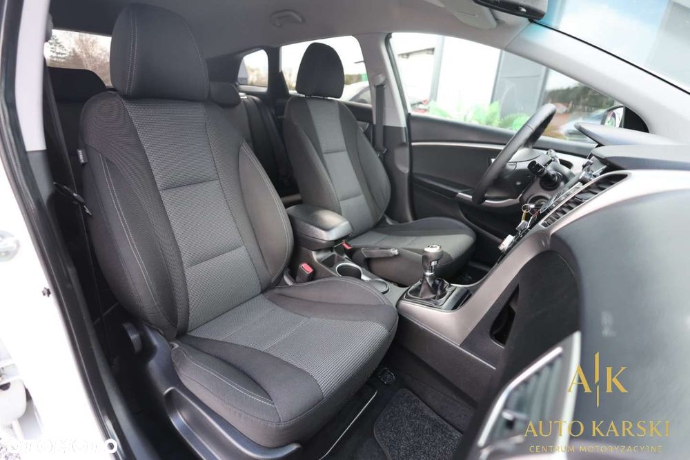Hyundai i30 - 37