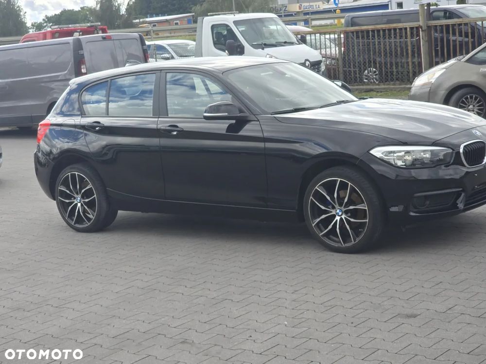 BMW Seria 1 116i - 9