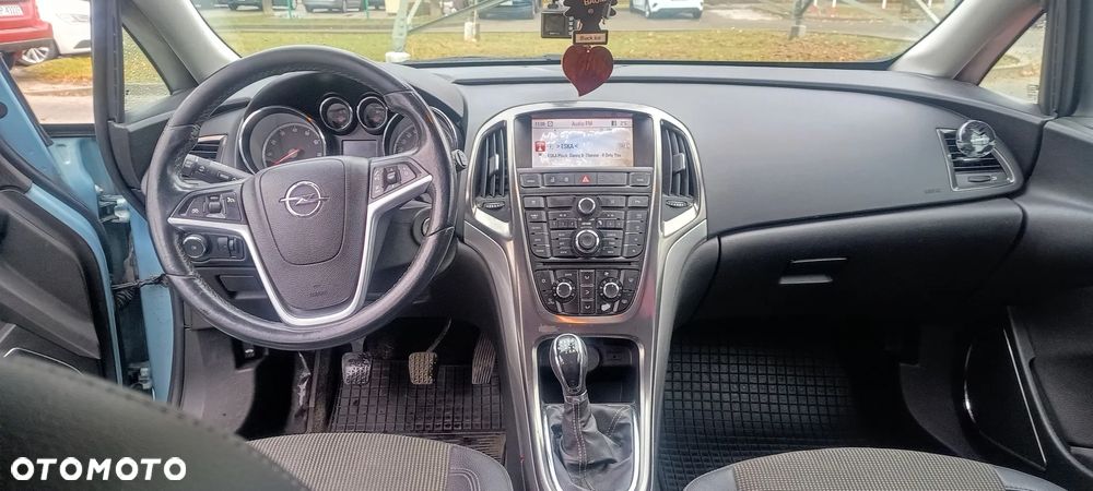 Opel Astra IV 1.4 T Cosmo - 10