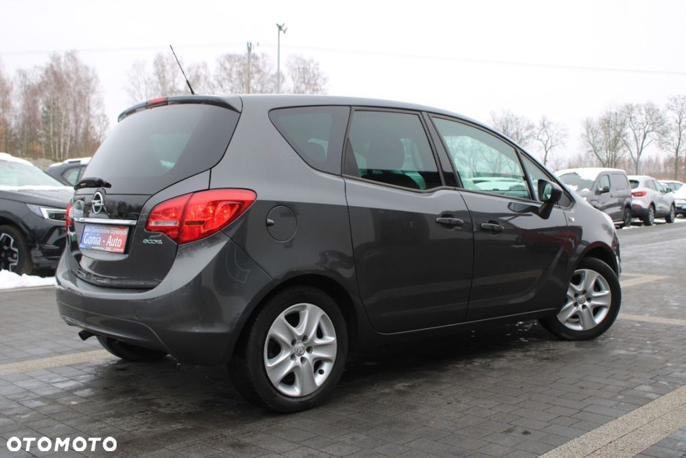 Opel Meriva - 10