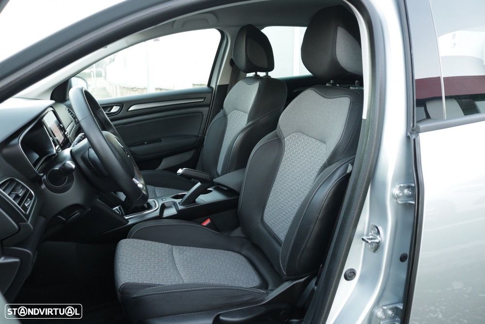 Renault Mégane 1.5 Blue dCi Limited - 19