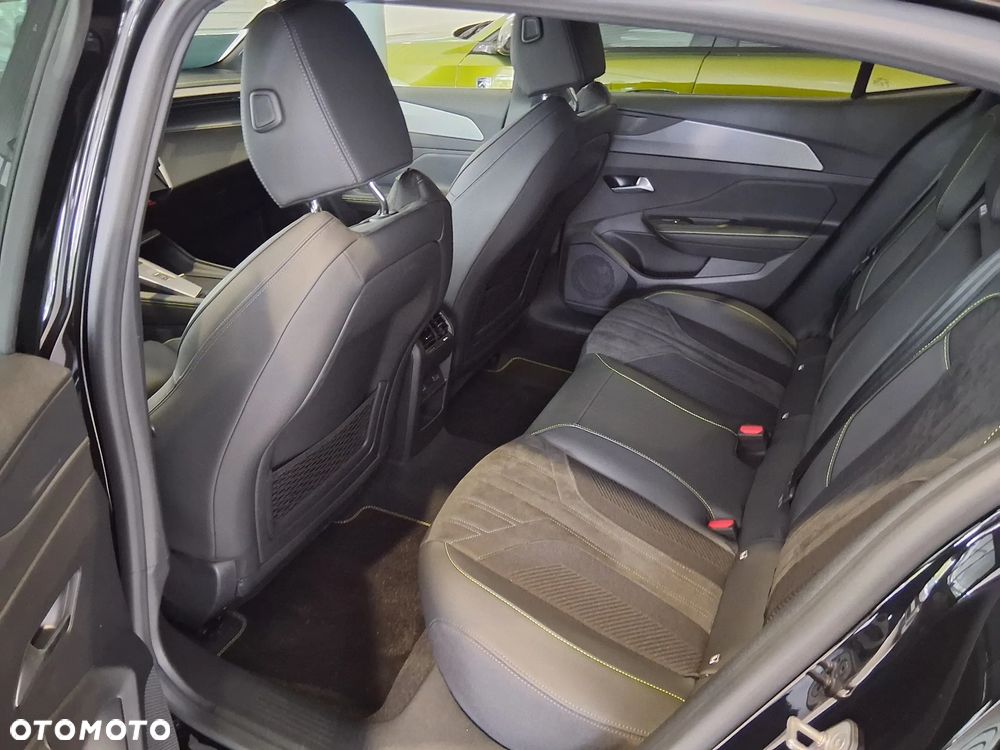 Peugeot 408 1.2 PureTech mHEV GT S&S e-DSC6 - 9