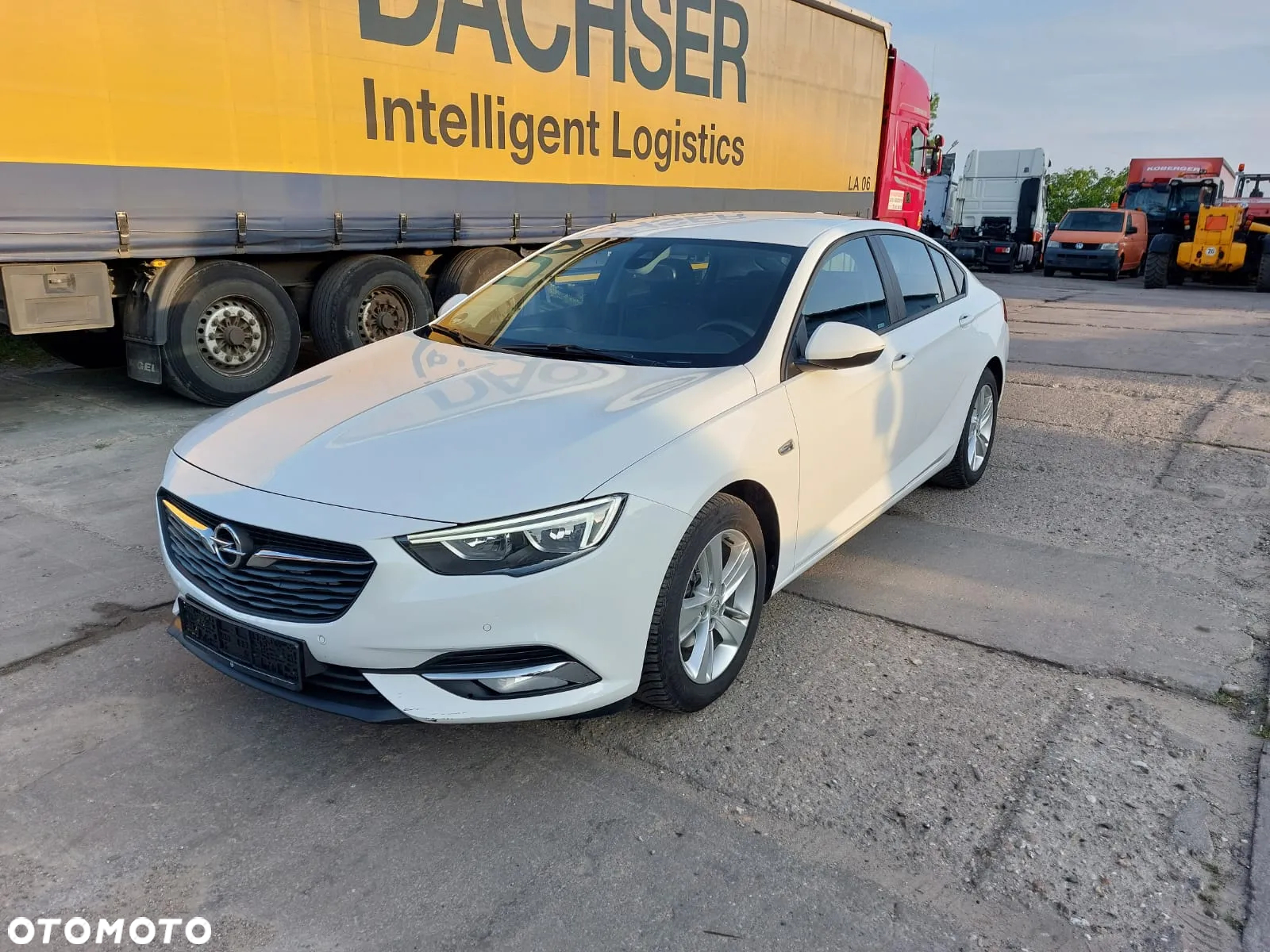 Opel Insignia - 11