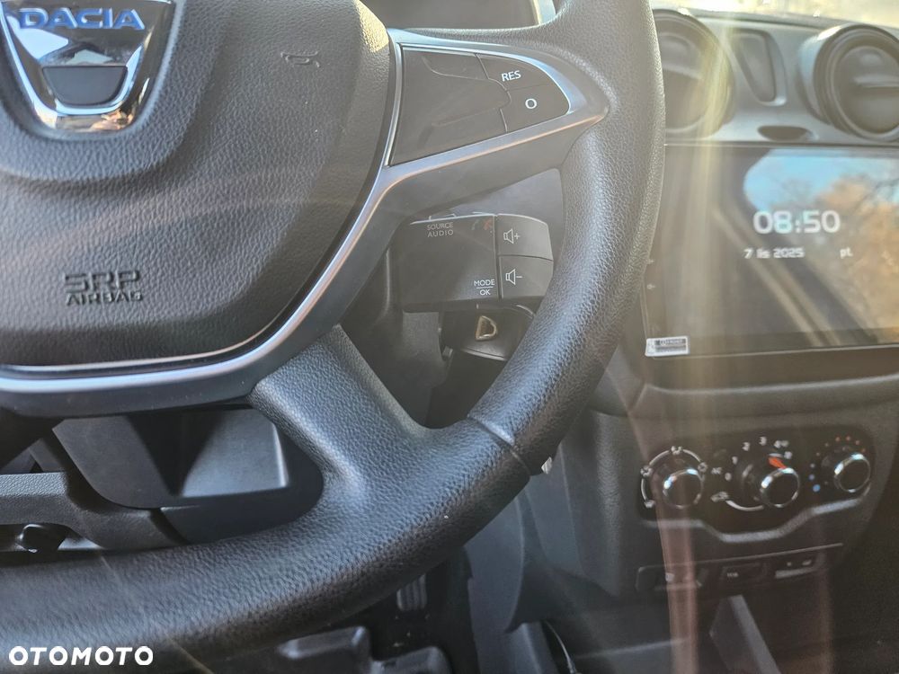 Dacia Lodgy 1.6 SCe Laureate S&S - 23
