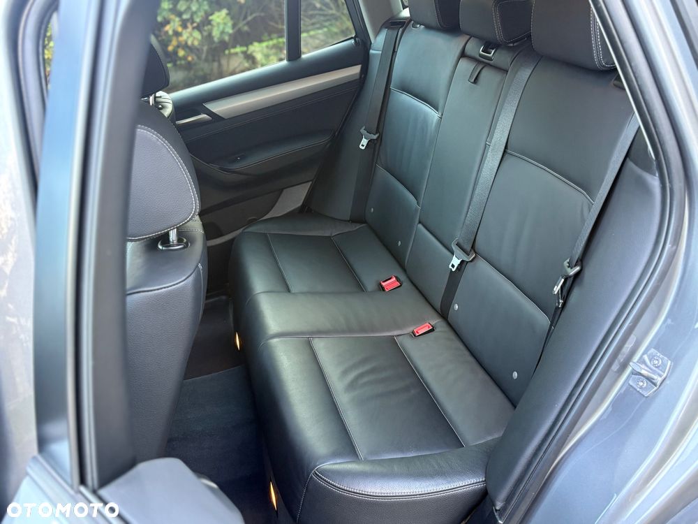 BMW X3 xDrive20d - 33