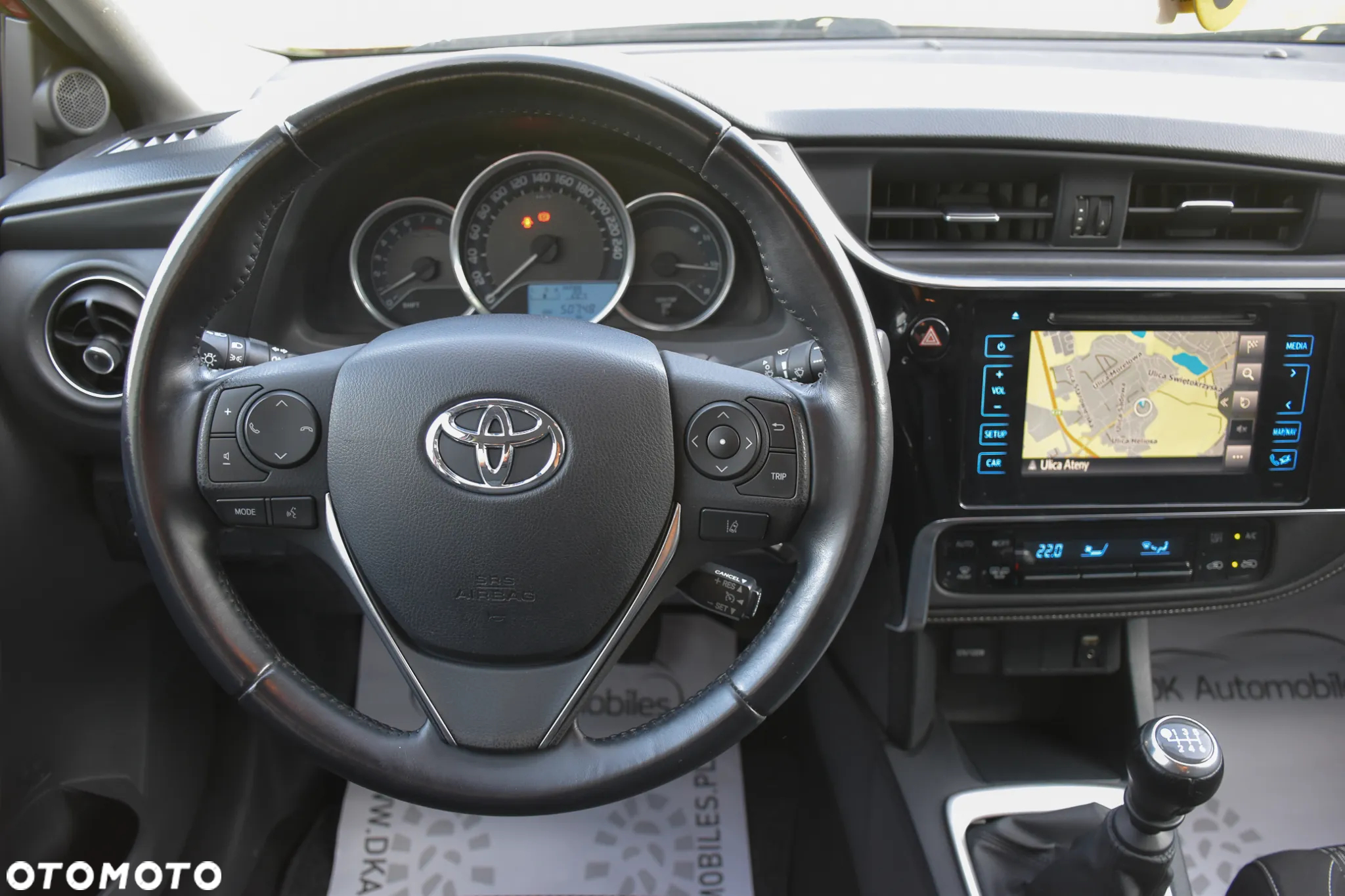 Toyota Auris 1.6 Premium + - 28