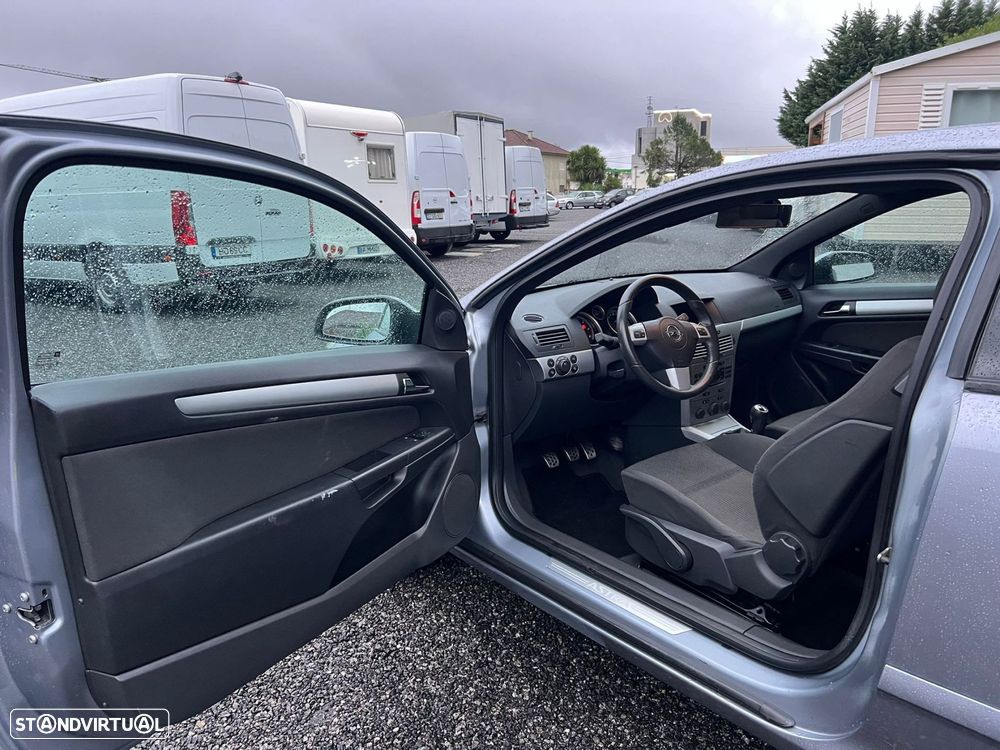 Opel Astra GTC 1.3 CDTI - 14