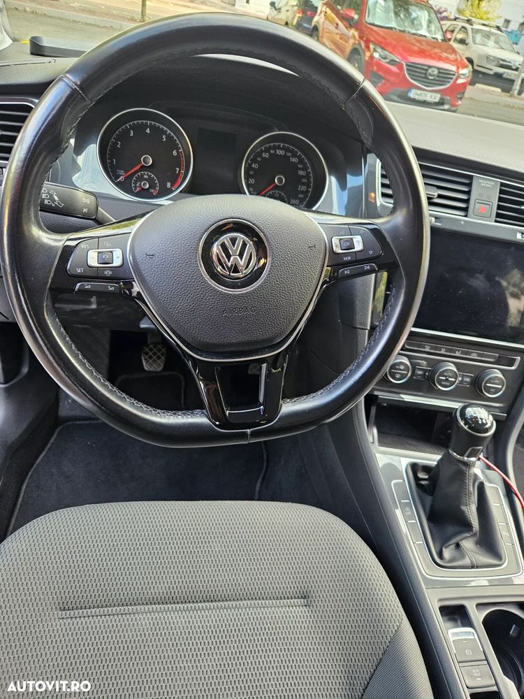Volkswagen Golf 1.0 TSI Comfortline - 35