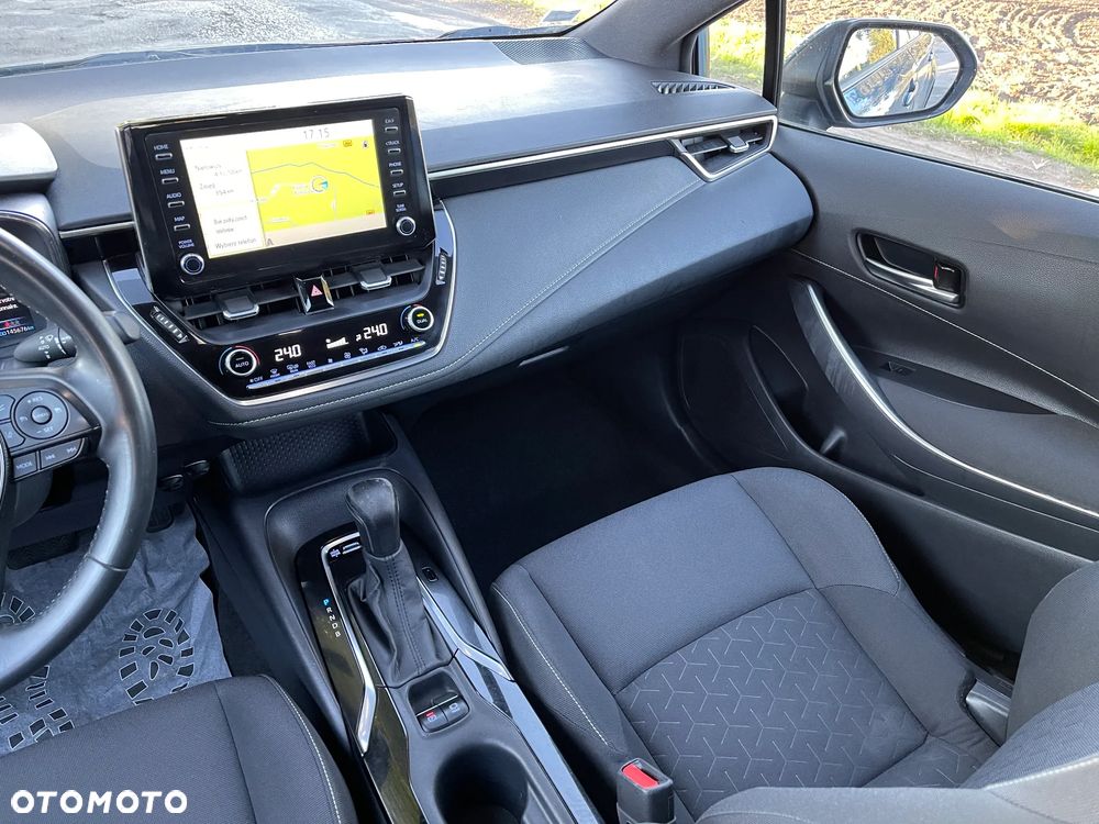 Toyota Corolla 1.8 Hybrid Executive - 11
