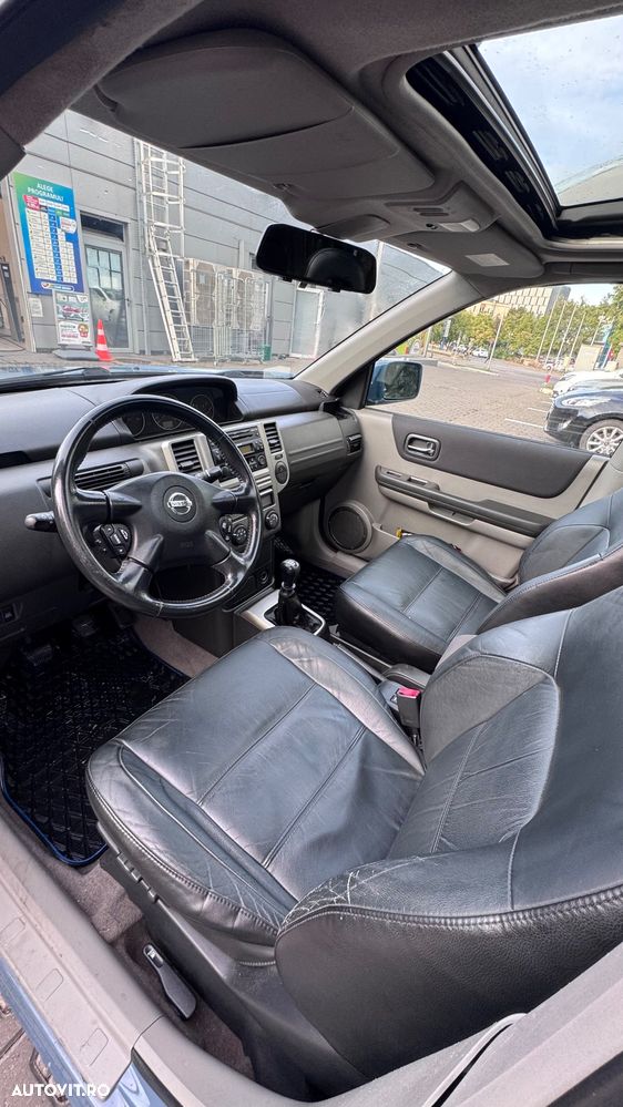 Nissan X-Trail 2.2 dCi Elegance - 11