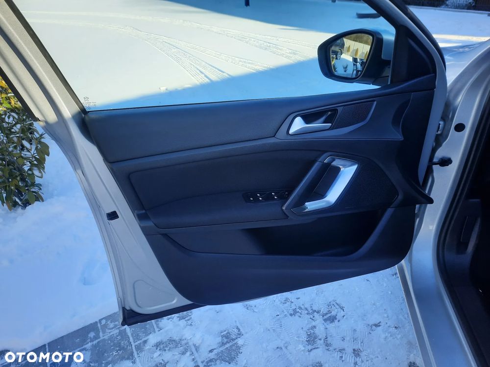 Peugeot 308 BlueHDi FAP 120 Stop&Start Allure - 18