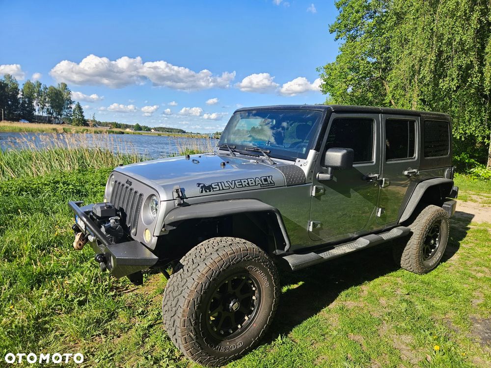 Jeep Wrangler 3.6 Unlim Sahara - 17