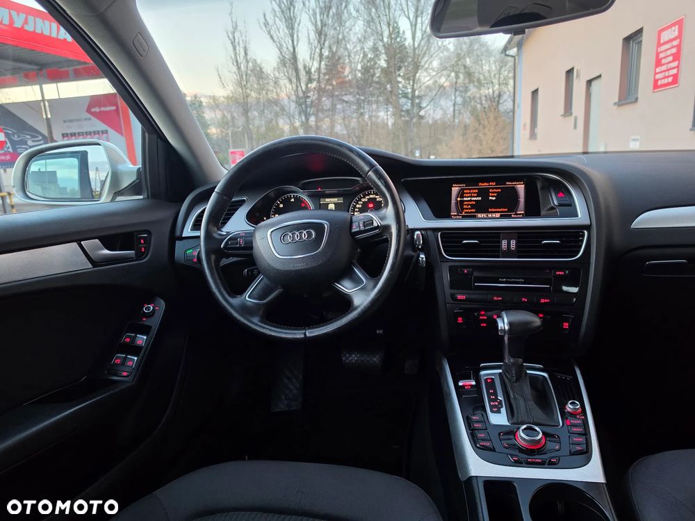 Audi A4 Avant 2.0 TDI Quattro S tronic - 12