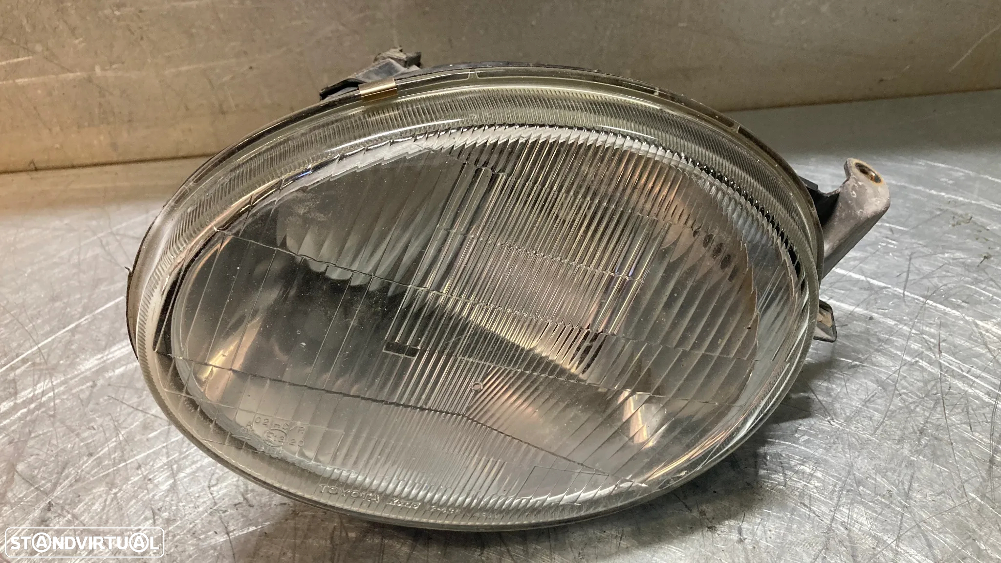 ÓTICA / FAROL TOYOTA COROLLA E11 E110 - ESQUERDO / DIREITO - 5
