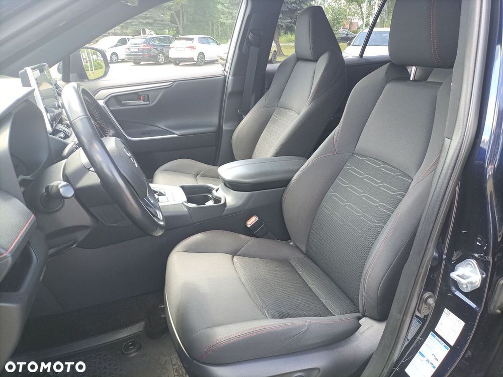 Toyota RAV4 - 11