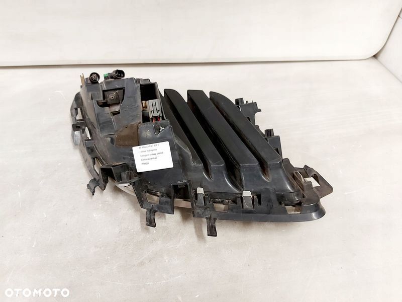 cx-7 halogen ramka halogenu prawy przód kierunkows - 7