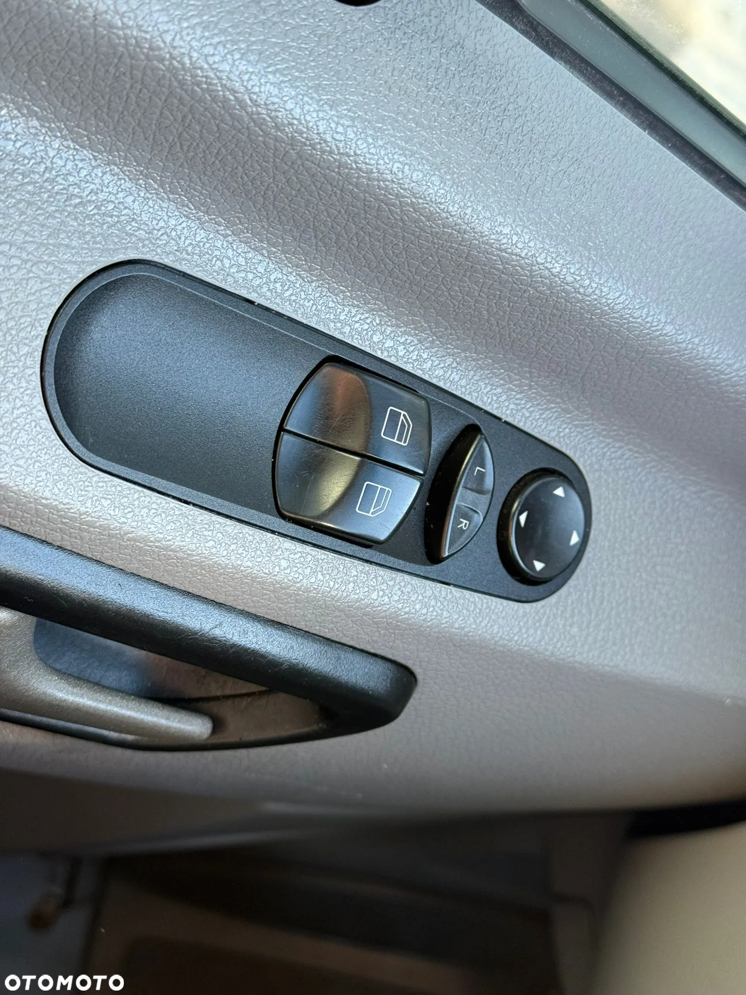 Volkswagen CRAFTER KONTENER WINDA KLIMATYZACJA - 17