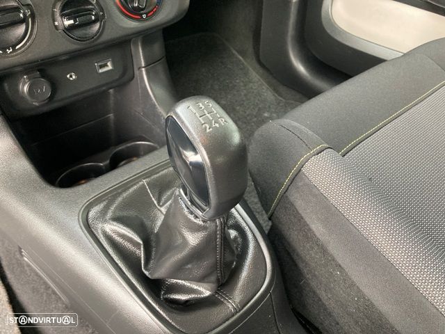 Citroën C3 1.2 PureTech Feel - 21