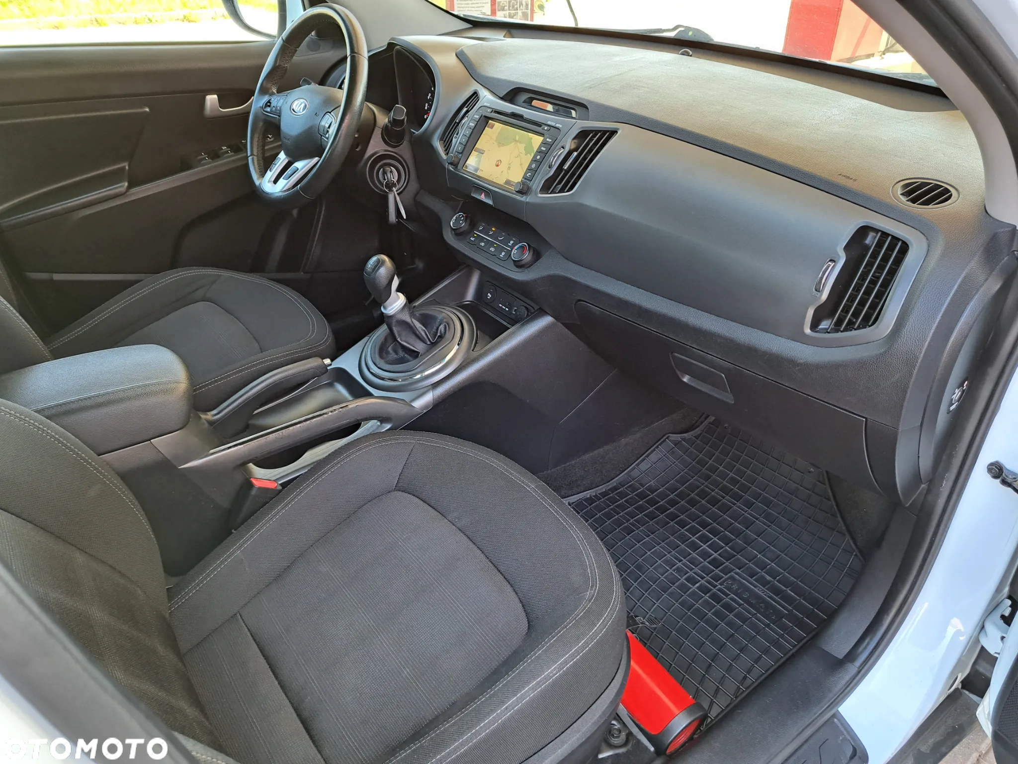 Kia Sportage - 16